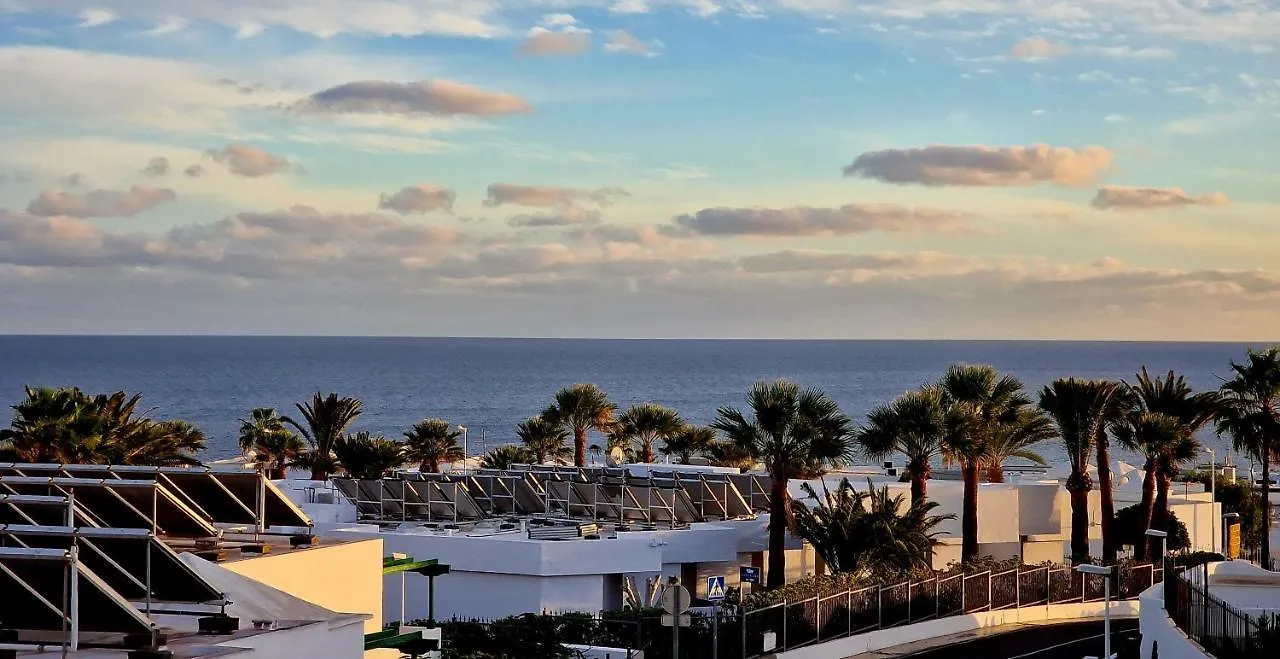 Apartamento Azul Vista Mar With Pool Puerto del Carmen  Apartment Puerto del Carmen (Lanzarote)